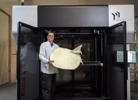 7777精品伊人久久久大 电影特效公司用大幅面3D打印机制作大型电影道具